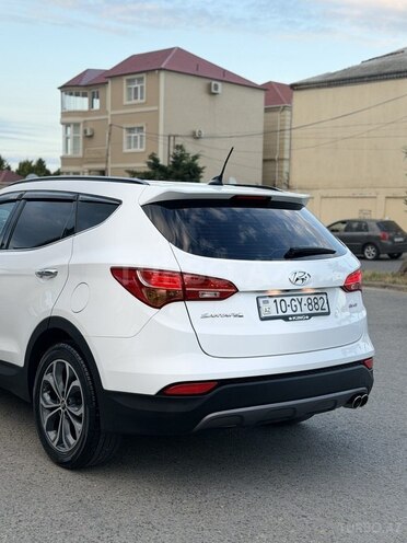 Hyundai Santa Fe-5
