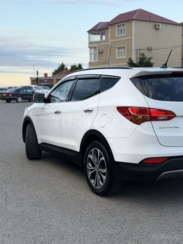 Hyundai Santa Fe-4