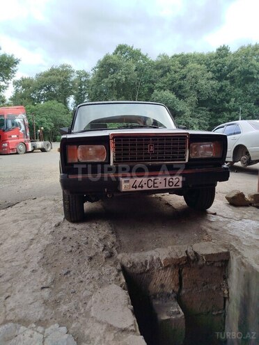 LADA (VAZ) 2107-2