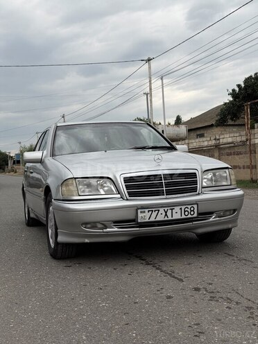 Mercedes C 280-4