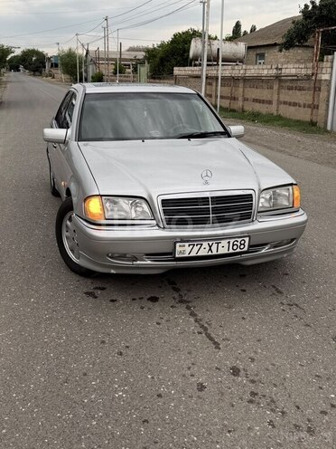 Mercedes C 280-17