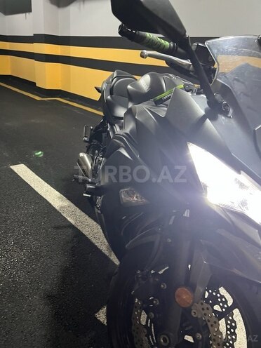 Kawasaki Ninja 650-6