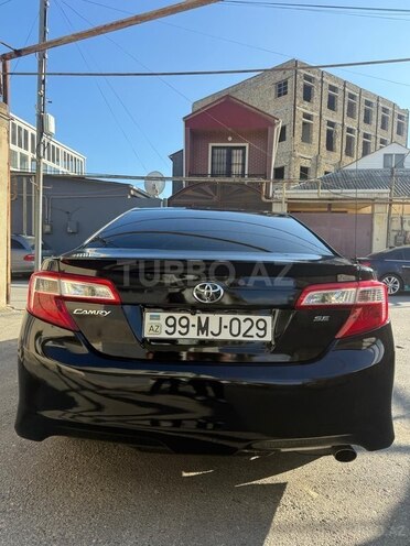 Toyota Camry-2
