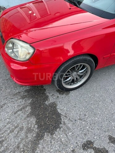 Hyundai Accent-7