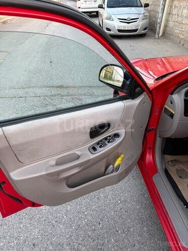 Hyundai Accent-9
