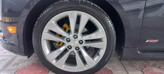 Chevrolet Cruze-9