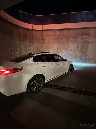 Kia K5-13