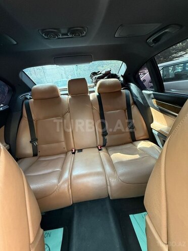 BMW 750-2