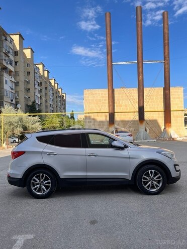 Hyundai Santa Fe-8