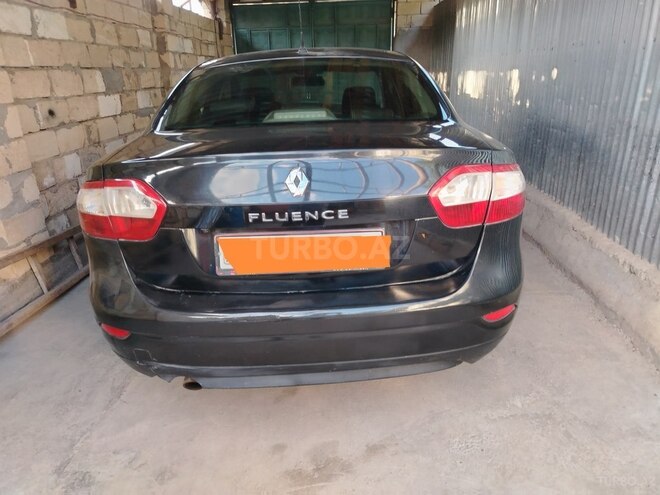 Renault Fluence-4