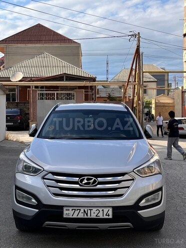 Hyundai Santa Fe-1