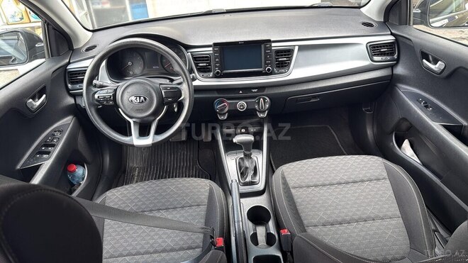 Kia Rio-3