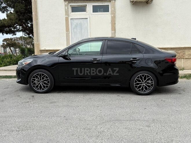 Kia Rio-9