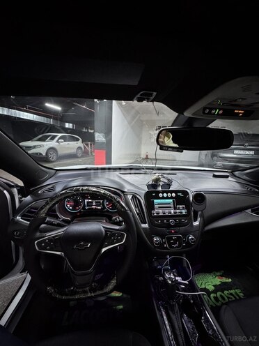 Chevrolet Malibu-7