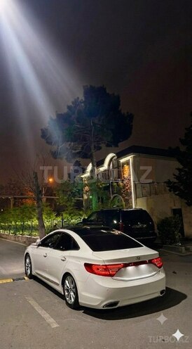 Hyundai Azera-2