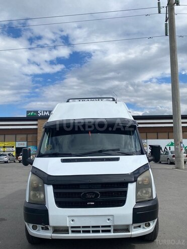Ford Transit-1