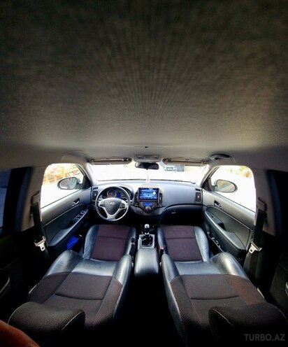 Hyundai i30-7