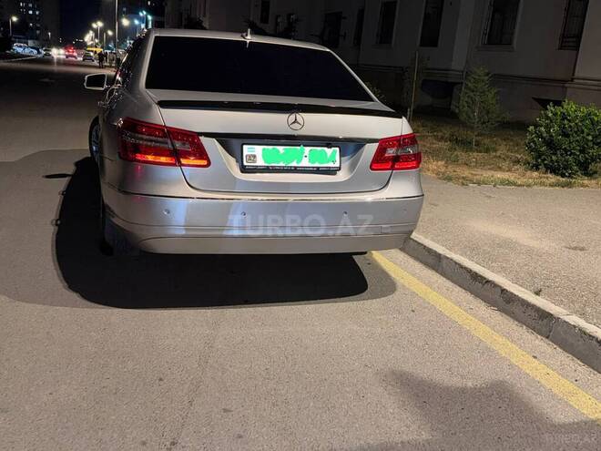 Mercedes E 220-3
