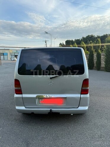 Mercedes Vito 112 CDI-2
