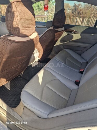 Mercedes E 320-5