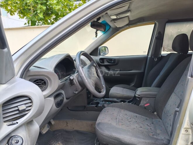 Hyundai Santa Fe-8