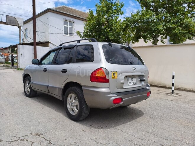 Hyundai Santa Fe-4