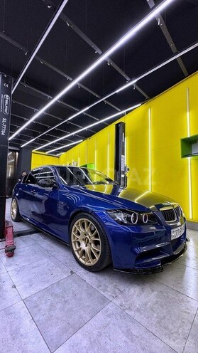 BMW 323-2