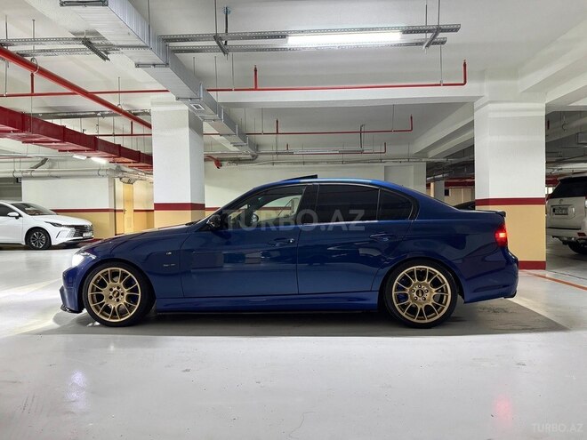 BMW 323-10