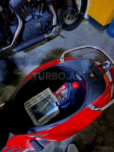 Vespa Primavera 50-9
