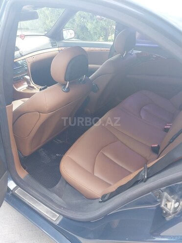 Mercedes E 220-9
