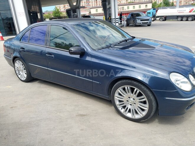 Mercedes E 220-3