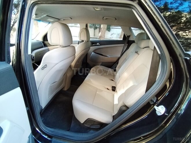 Hyundai Tucson-15