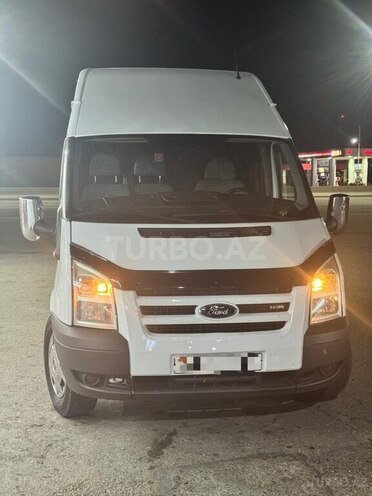Ford Transit-1