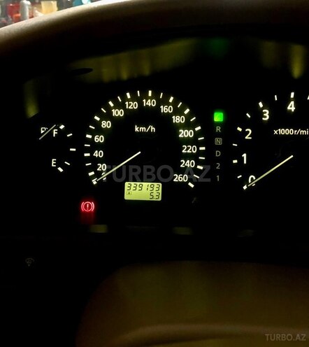 Nissan Maxima-11
