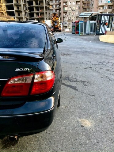 Nissan Maxima-5