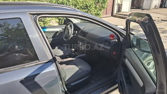 Opel Astra-8