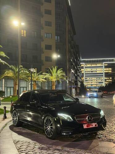 Mercedes E 300-2