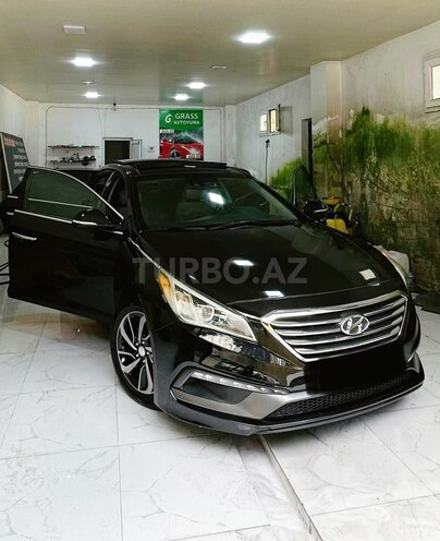 Hyundai Sonata-1