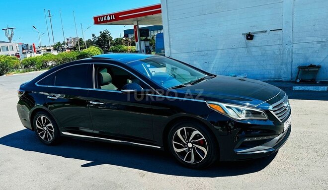 Hyundai Sonata-5