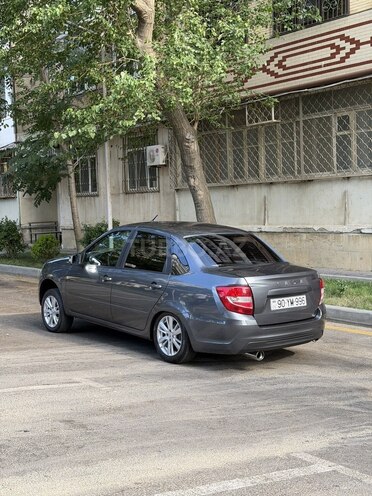 LADA (VAZ) Granta-11