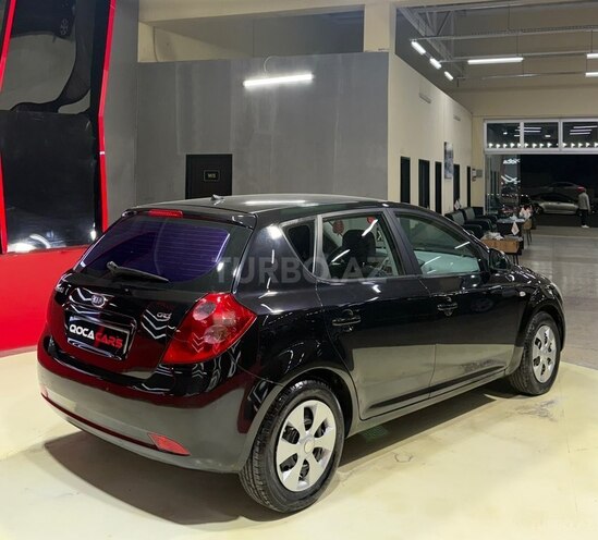 Kia Ceed-7