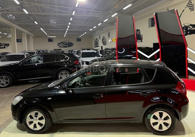 Kia Ceed-5
