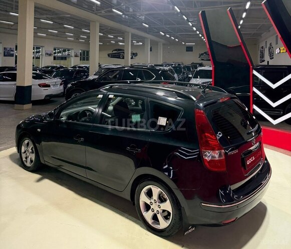 Hyundai i30-6