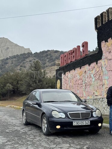 Mercedes C 240-3