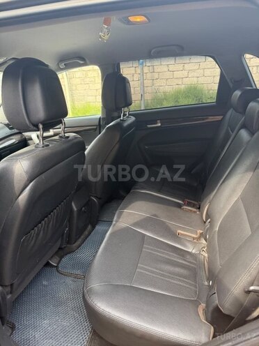 Kia Sorento-15
