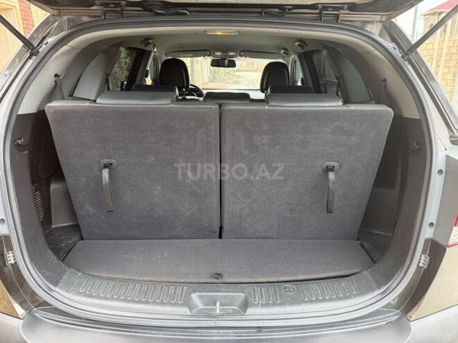 Kia Sorento-10