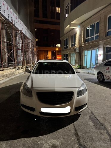 Opel Insignia-1