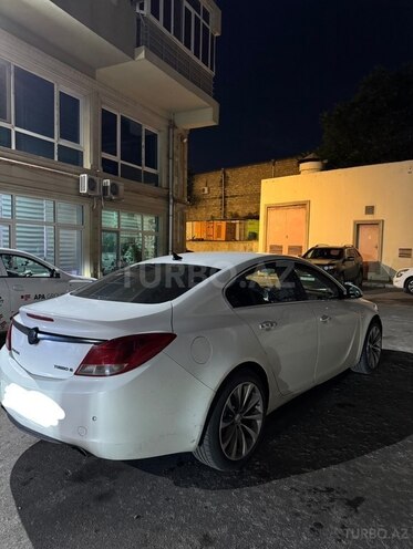 Opel Insignia-3