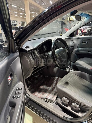 Kia Rio-10