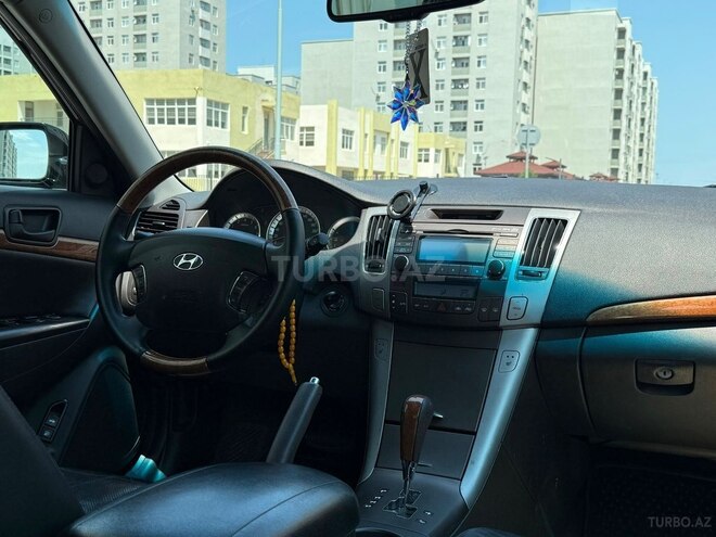 Hyundai Sonata-10